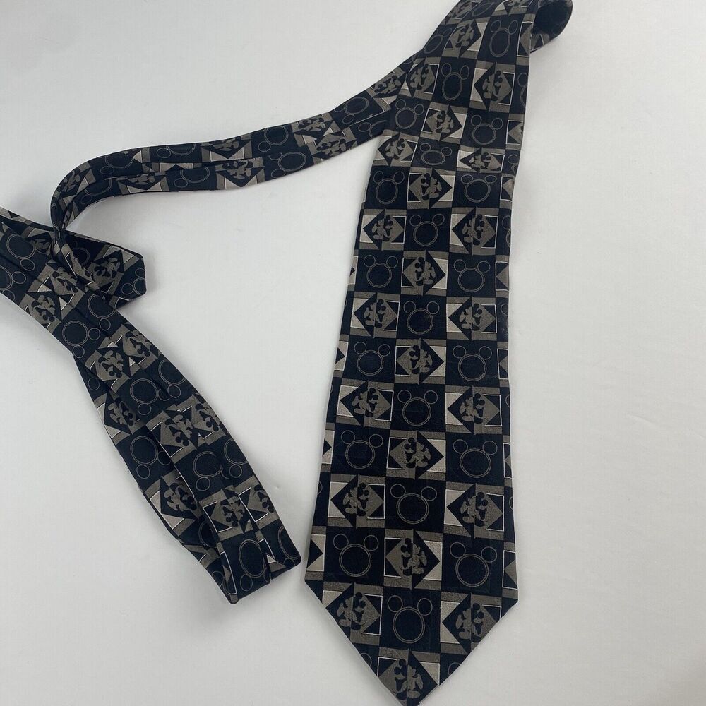Mickey Mouse‎ Silhouette Silk Tie Disney Mickey & Co. Black gray silver pattern